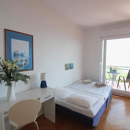 Charming House With Jacuzzi Vesna